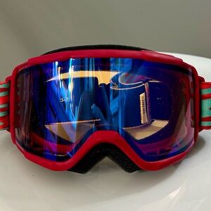 NIB Smith goggles Youth Meidum